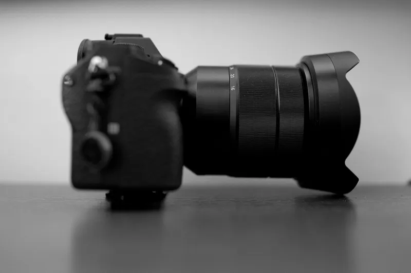 A mirrorless camera with a wide lens