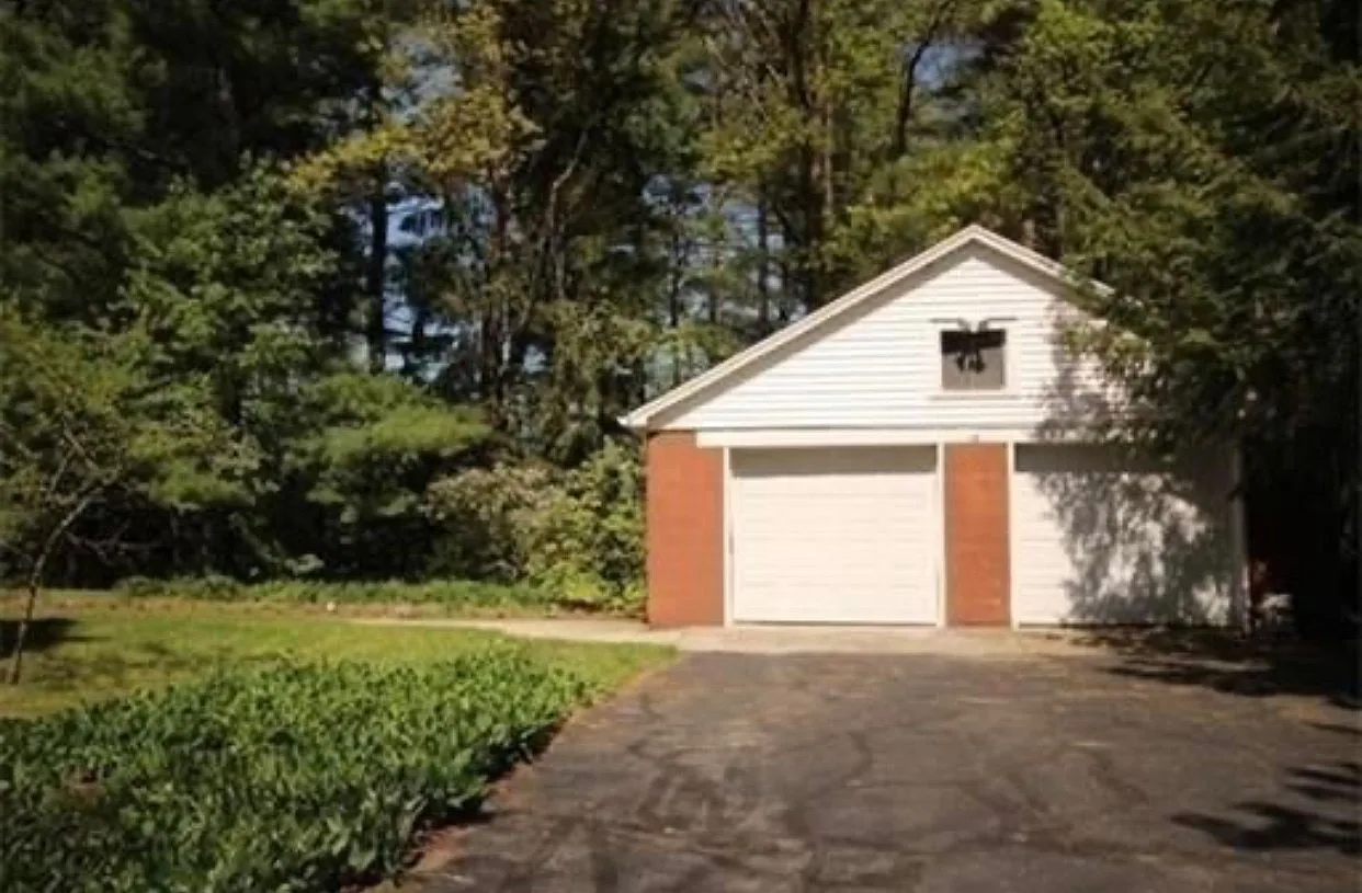 The Strong Street Farmhouse photo 5
